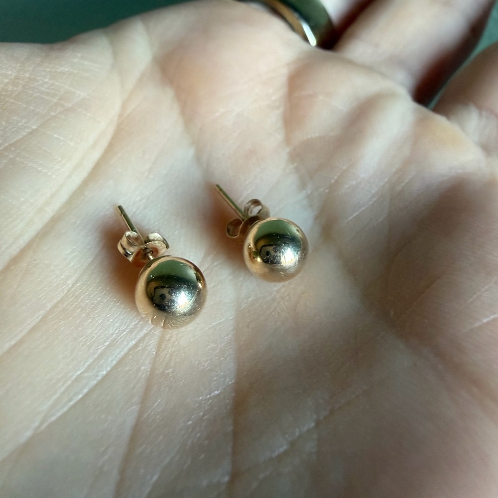 6mm 14k Gold Ball Stud Earrings